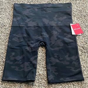 SPANX Black Camo Bike Shorts